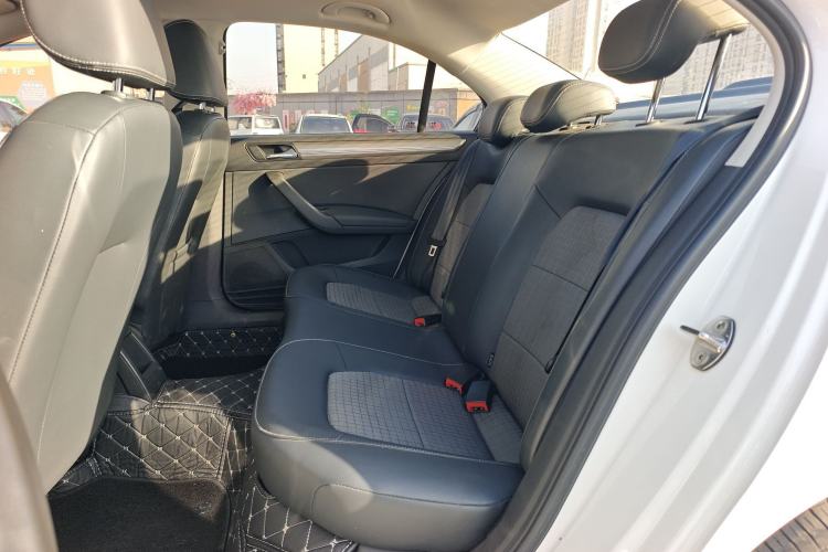 Used Volkswagen Santana 2019 1.5L Manual Comfort Version China VI