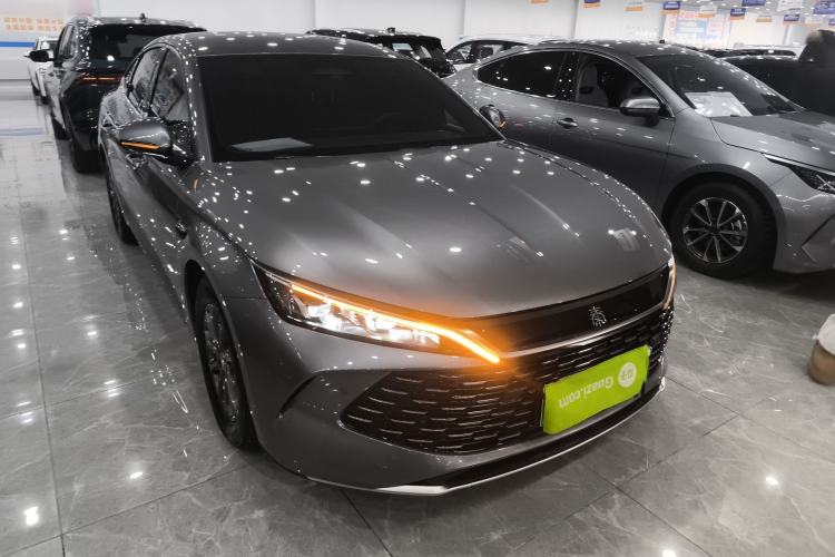 Used BYD Qin L 2025 DM-i Smart Drive 80KM Leading Model