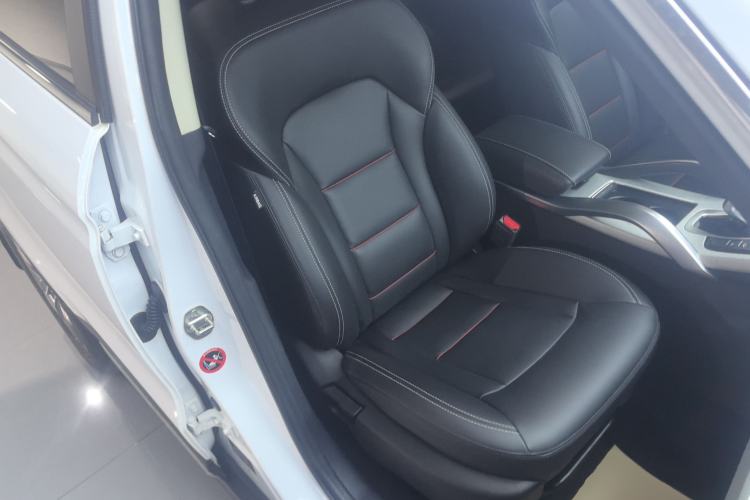 Used Geely Auto Emgrand X7 Sport 2020 1.8TD DCT Two-Wheel Drive Smart Connect 4G-Enabled Version