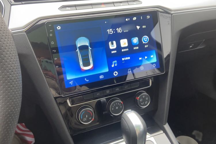 Used Volkswagen Magotan 2017 330TSI DSG Leading Model
