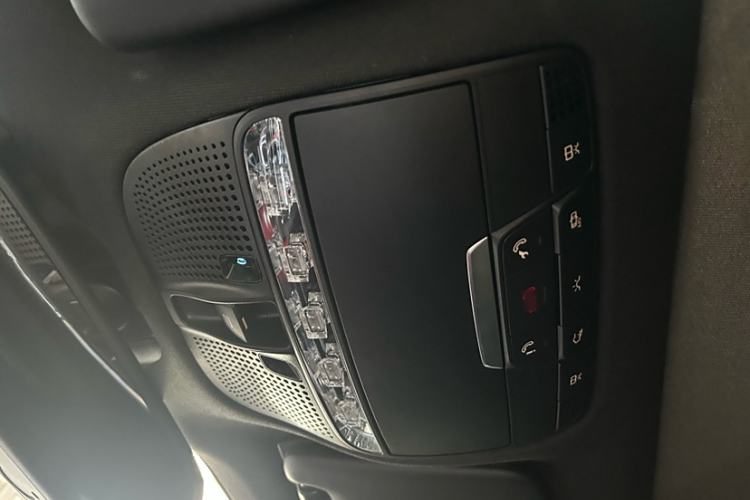 Used Mercedes-Benz GLC 2017 GLC 260 4MATIC Luxury Model
