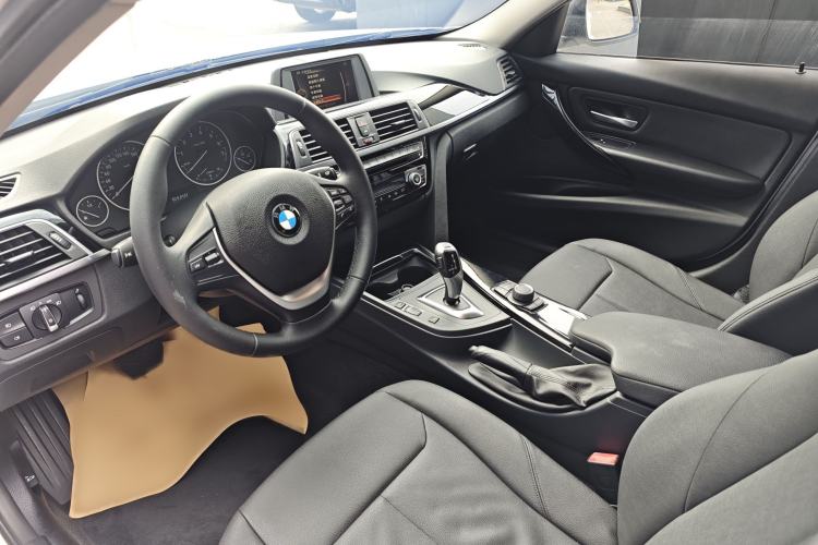 TDK.VehicleDetails.img