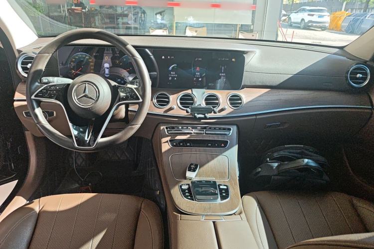 Used Mercedes-Benz E-Class 2022 E 300 L Luxury Model
