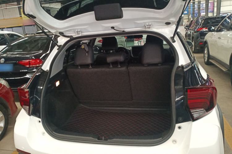 Used Toyota YARiS L 2022 X-Trail 1.5L CVT Leading PLUS Edition