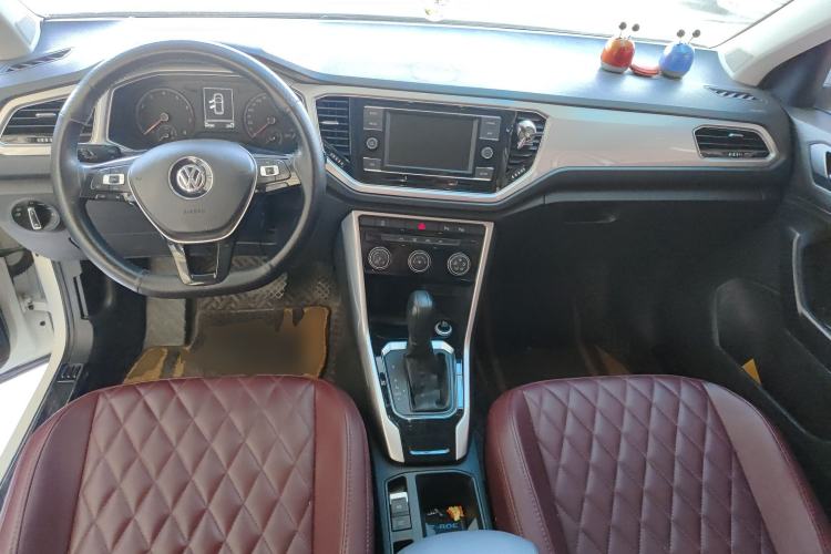 Used Volkswagen T-ROC 2018 230TSI DSG Two-Wheel Drive Advanced Version China V Standard
