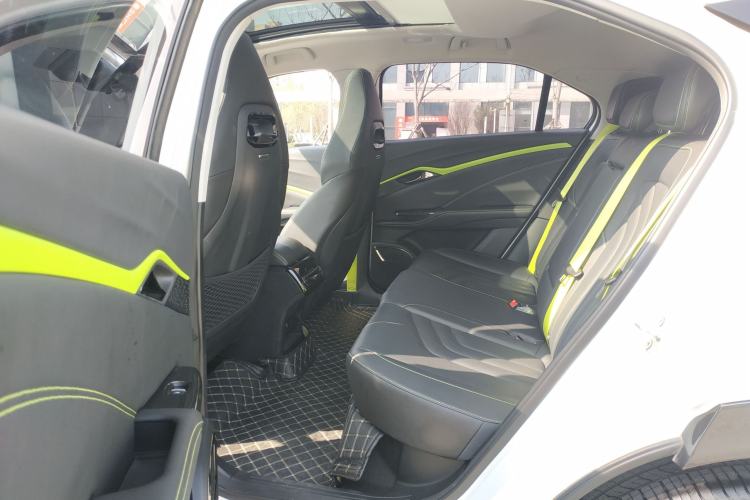 Used NETA U 2022 NETA U-Ⅱ 400 Lithium-Ion Battery