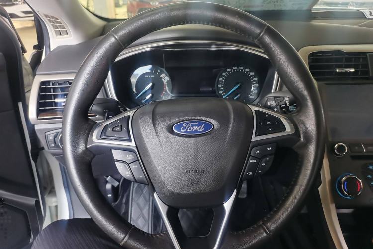 Used Ford Mondeo 2013 2.0L GTDi 200 Fashion Edition
