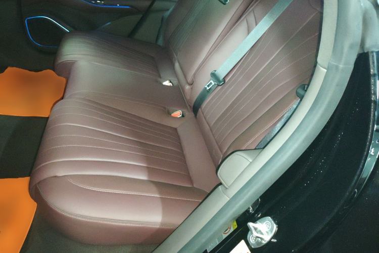 Used Denza Z9GT 2024 1100 Four-Wheel Drive Ultra Version
