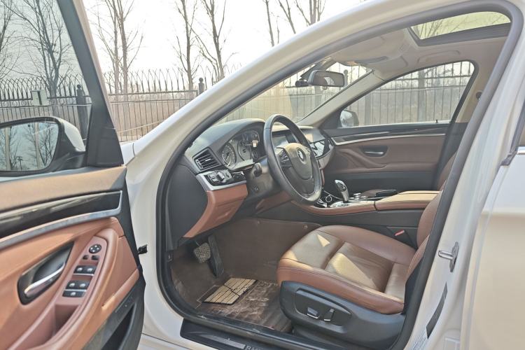 Used BMW 5 Series 2014 520Li Elegant Model