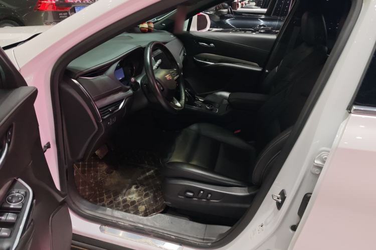 Used Cadillac XT4 2021 28T Two-Wheel Drive Leading Version