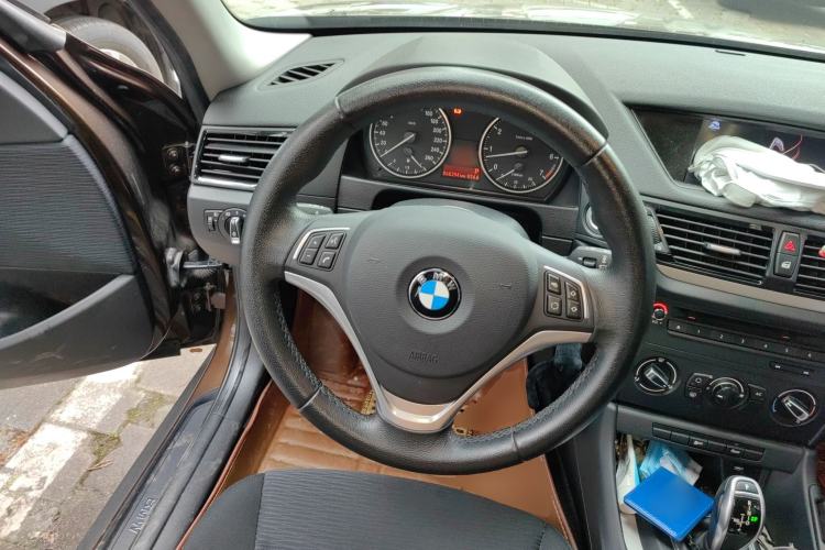 Used BMW X1 2014 sDrive18i Fashion Model