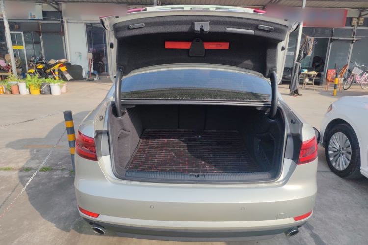 Used Audi A4L 2017 Plus 40 TFSI Ambition Model