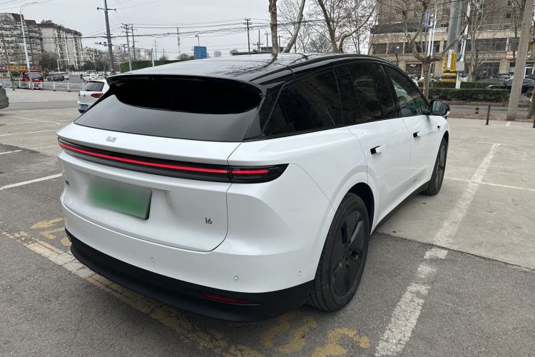 Used Li Auto Li Auto i6 2025 Model Two-Wheel-Drive Standard Type
