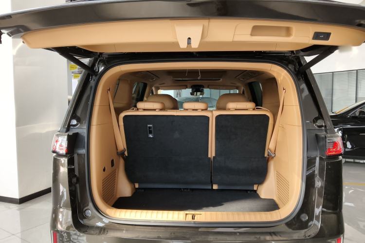 Used VOYAH Dream 2025 PHEV Four-Wheel-Drive Flagship Kunpeng Edition
