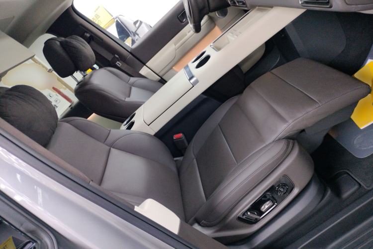 Used Li Auto MEGA 2024 Ultra Model