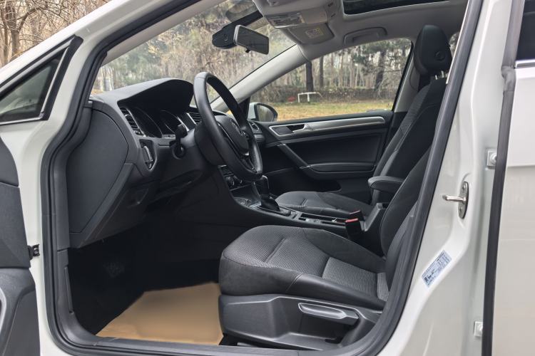 Used Volkswagen Golf 2020 Zhiai Edition 280TSI DSG Comfort Model
