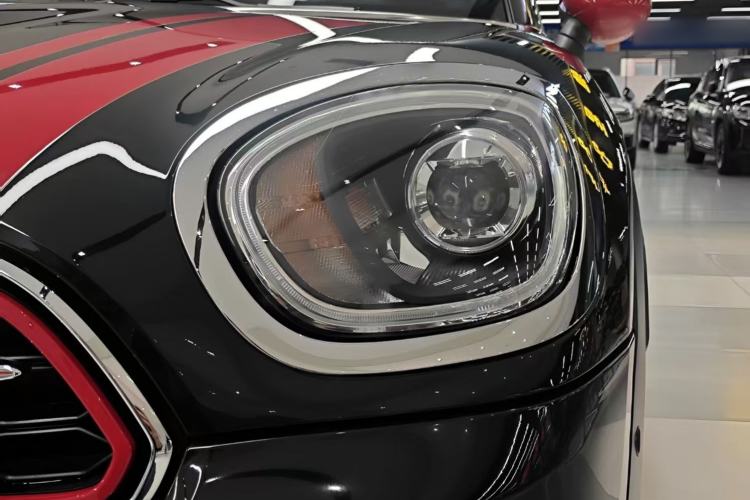 Used  JCM COUNTRYMAN 2018 2.0T JOHN COOPER WORKS ALL-IN
