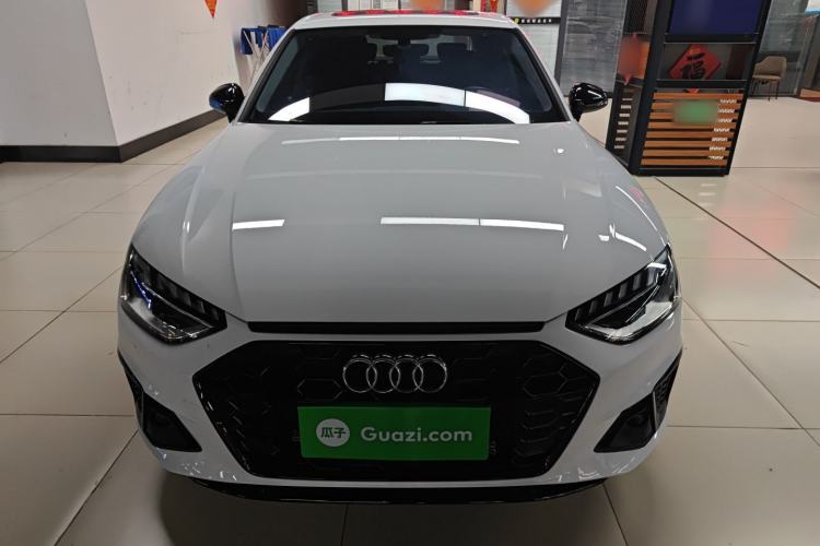 Used Audi A4L 2022 40 TFSI Luxury Dynamic Model
