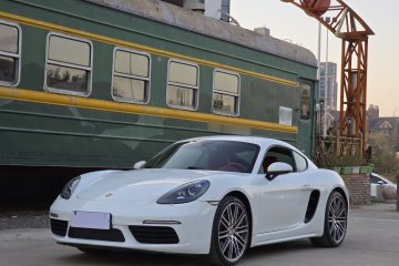 Used Porsche 718 2018 Cayman 2.0T