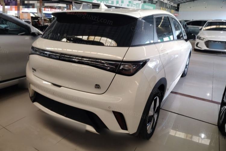 Used BYD Dolphin 2023 420 km Fashion Edition
