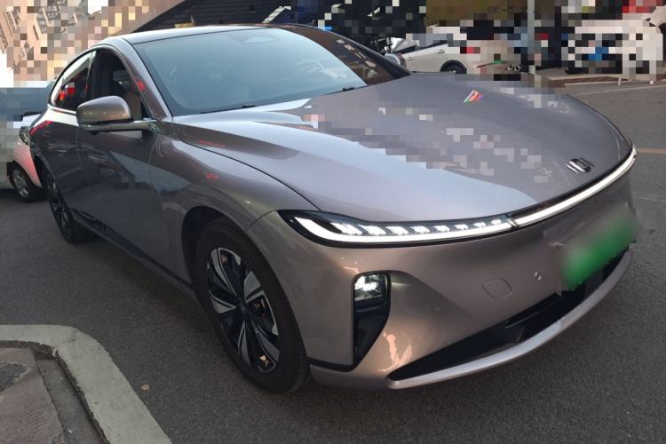 Used  A07 2025 All-Electric "Real Bargain" 525 Luxury Model
