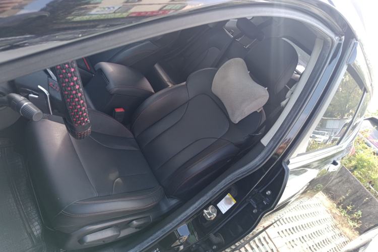 Used Haval M6 2018 1.5T DCT Two-Wheel Drive Elite Model
