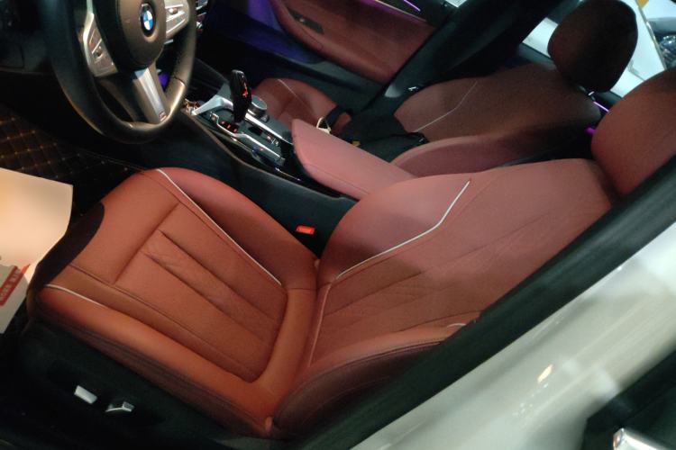 Used BMW 5 Series 2022 Second Facelift 530Li Leading Edition M Sport Package
