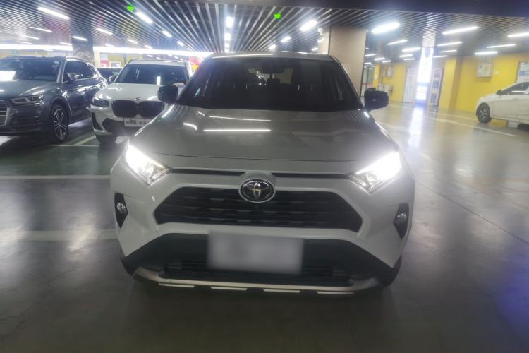 Used Toyota RAV4 2022 2.0L CVT 4x4 Style Plus Edition
