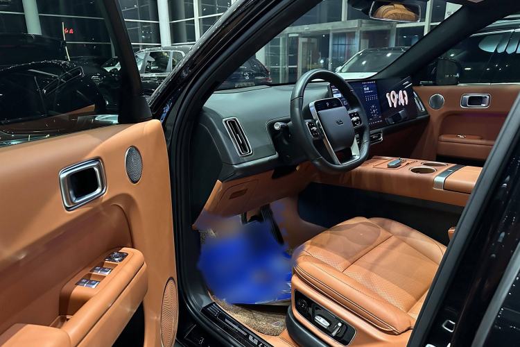 Used Li Auto L7 2023 Pro Model
