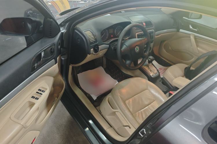 Used Skoda Octavia 2009 1.6L Automatic Elegance Edition
