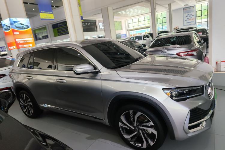 Used Geely Auto Monjaro L 2024 2.0TD High-Power Automatic Two-Wheel Drive Skyline Edition
