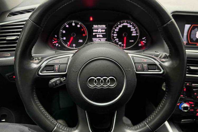 Used Audi Q5 2015 40 TFSI Technology Edition
