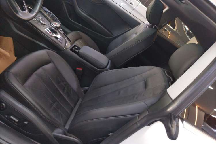 Used Audi A5 2017 Coupe 40 TFSI Fashion Model
