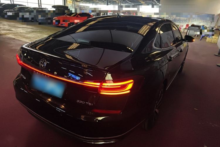 Used Volkswagen Passat 2022 330TSI Elite Edition Custom Version
