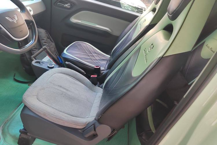 Used Wuling Hongguang MINIEV 2022 Macaron Fashion Model Lithium Iron Phosphate
