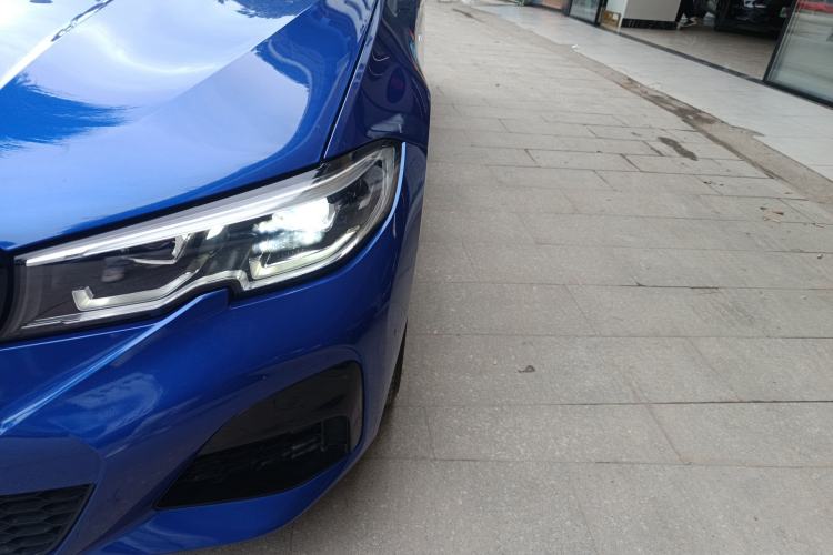 TDK.VehicleDetails.img