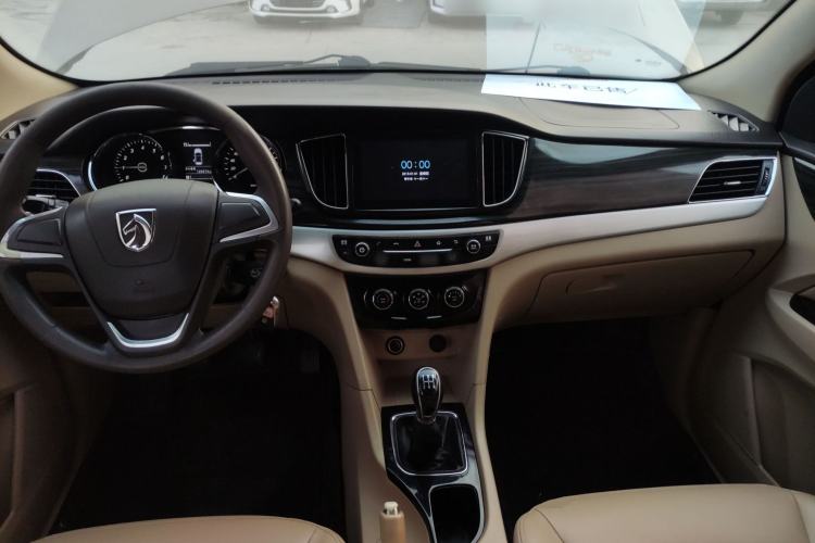 Used Baojun 730 2016 1.5L Manual Comfort Version 7 Seats China V Emission Standard
