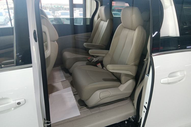 Used Buick GL8 2022 Land Cruiser Executive Class 652T Comfort Model
