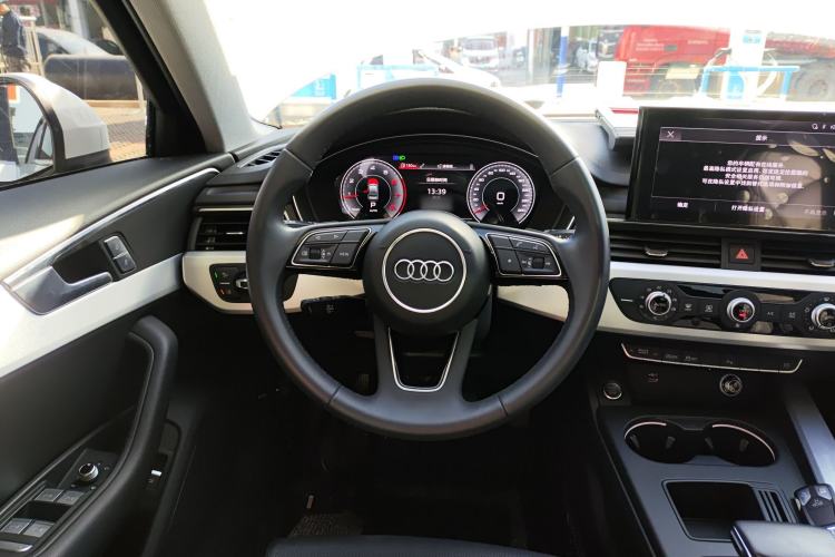 Used Audi A4L 2024 40 TFSI Fashion Dynamic Model