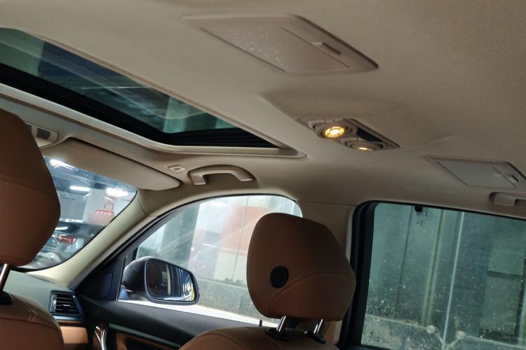 Used BMW 3 Series 2015 320Li Luxury Design Package
