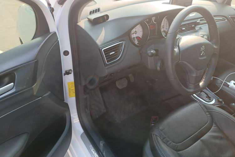 Used Peugeot 308 2014 Enjoyment Edition Classic 1.6L Automatic Fashion Model