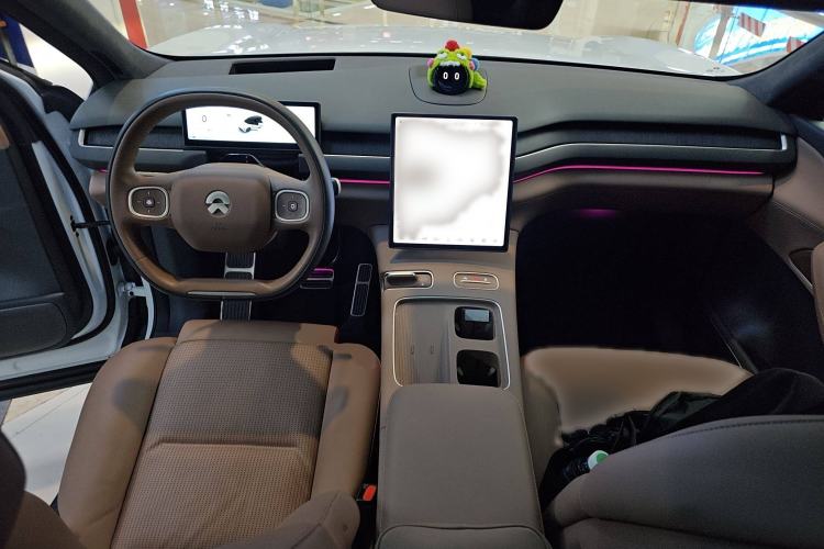 Used Nio ES8 2023 75 kWh
