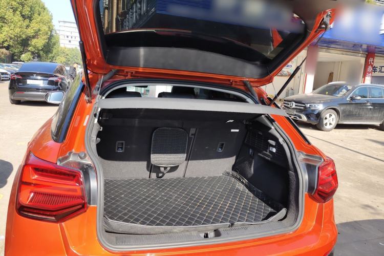 Used Audi Q2L 2018 35 TFSI Fashion Dynamic Version China V Emission Standard
