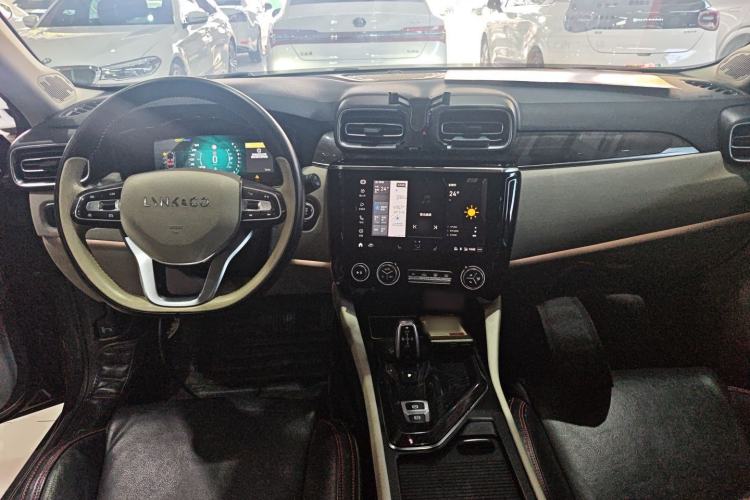 Used Lynk & Co 02 2018 1.5T DCT Two-Wheel Drive Zhaopu Version China V Standard
