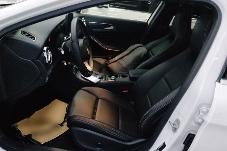 Used Mercedes-Benz GLA 2017 GLA 200 Fashion Model