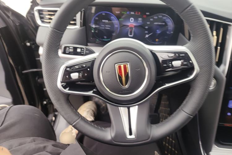 Used Hongqi HS7 PHEV 2024 2.0T PHEV Four-Wheel Drive Flagship Edition 6 Seats
