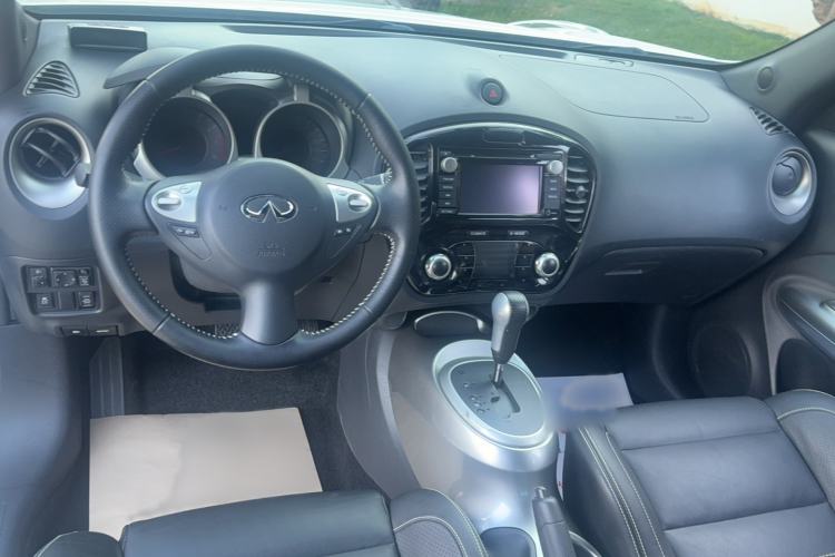 Used Infiniti ESQ 2014 1.6T Dynamic Edition
