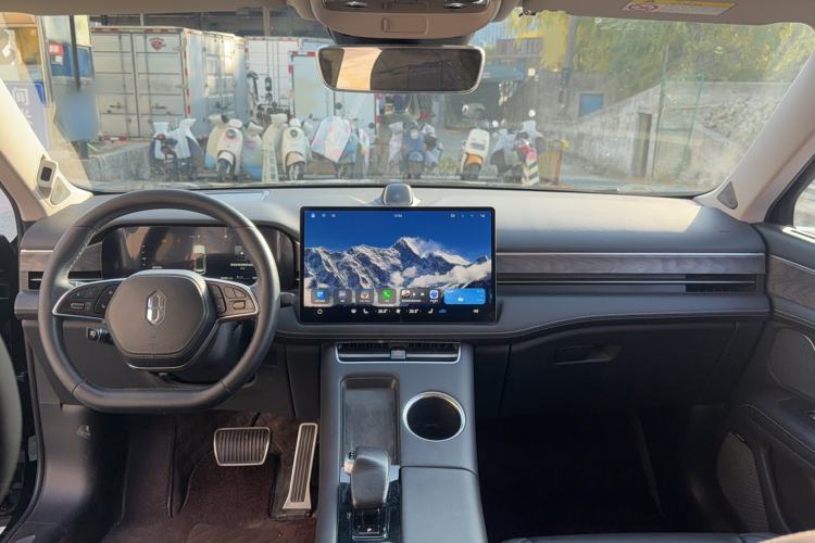 Used Hima AITO M5 2022 Extended-Range Four-Wheel Drive Performance Version
