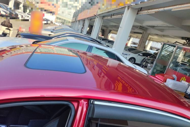 Used Roewe i6 2017 20T Automatic Internet Smart Edition
