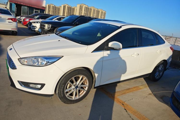 Used Ford Focus 2018 Sedan Classic EcoBoost 180 Automatic Elite Model